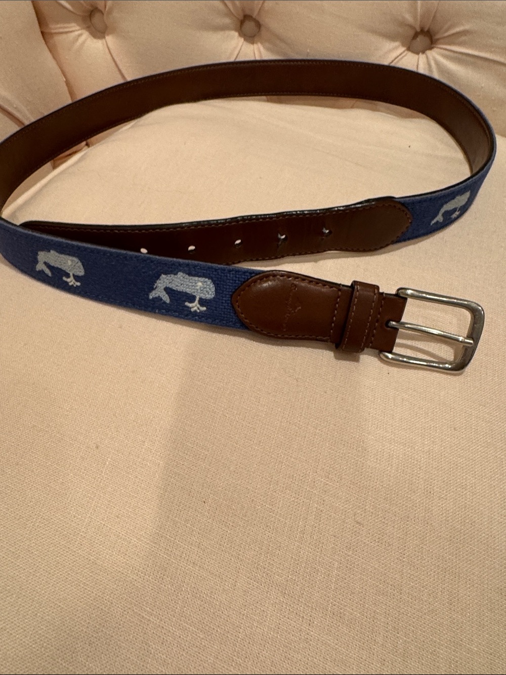 Tommy Bahama Blue Webbed Belt with Brown imitationLeather Trim and Silver Buckle